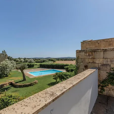 Golden Stone Villa: Pool Relax Villa